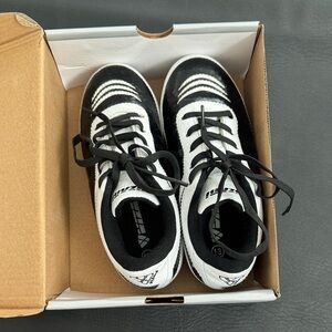 Kids Black & White Soccer Cleats size 13